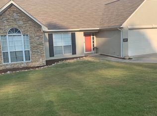 157 Greenfield Ln, Alabaster, AL 35007