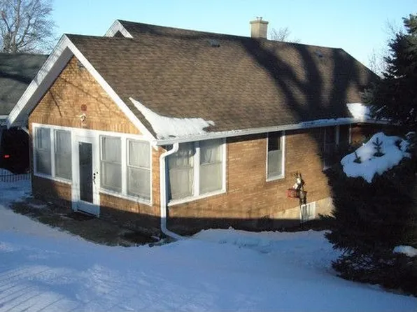 3477 S 16th St, Omaha, NE 68108