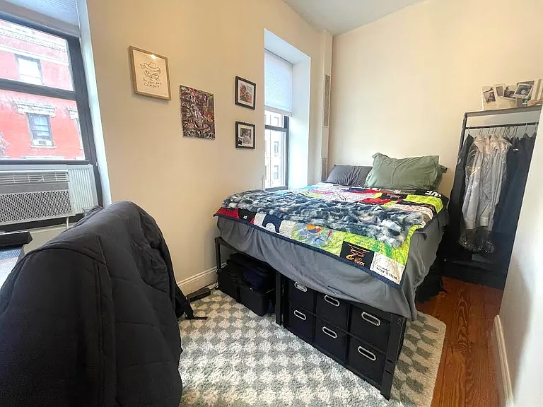 336 E 13th St #D6 — Photo 9