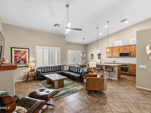8456 W QUAIL TRACK Drive, Peoria, AZ 85383