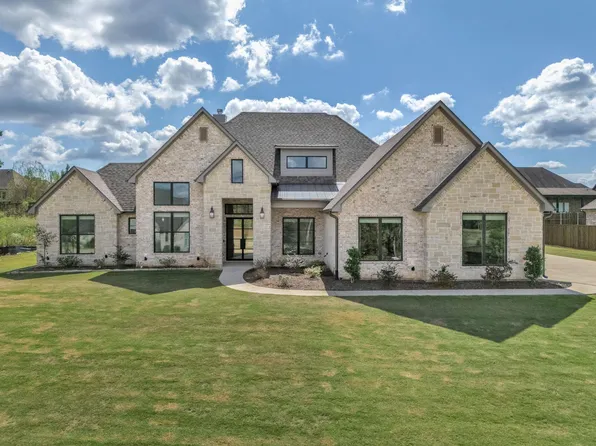 151 Ella Kate Dr, Longview, TX 75605