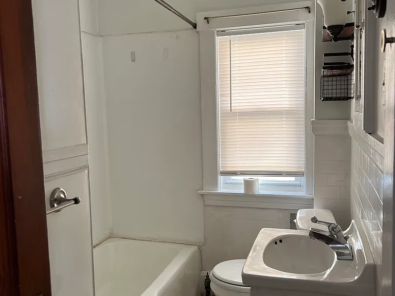 44 Fairhaven Rd #2L — Photo 8