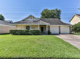 1806 Wildwood Dr, Deer Park, TX 77536