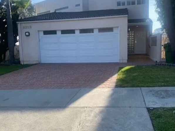 8239 Sunnysea Dr, Playa Del Rey, CA 90293