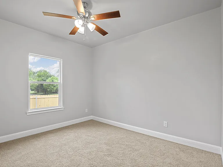 2704 Jones St #A — Photo 6