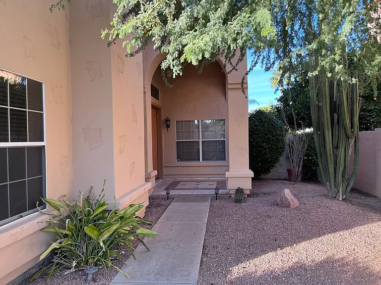 4746 W Carla Vista Dr — Photo 6