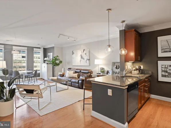 1023 N Royal St Unit 312, Alexandria, VA 22314
