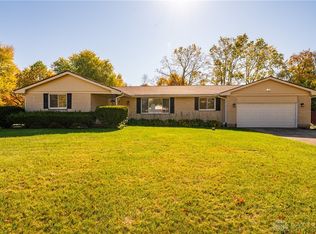 2550 Echo Valley Dr, Dayton, OH 45434
