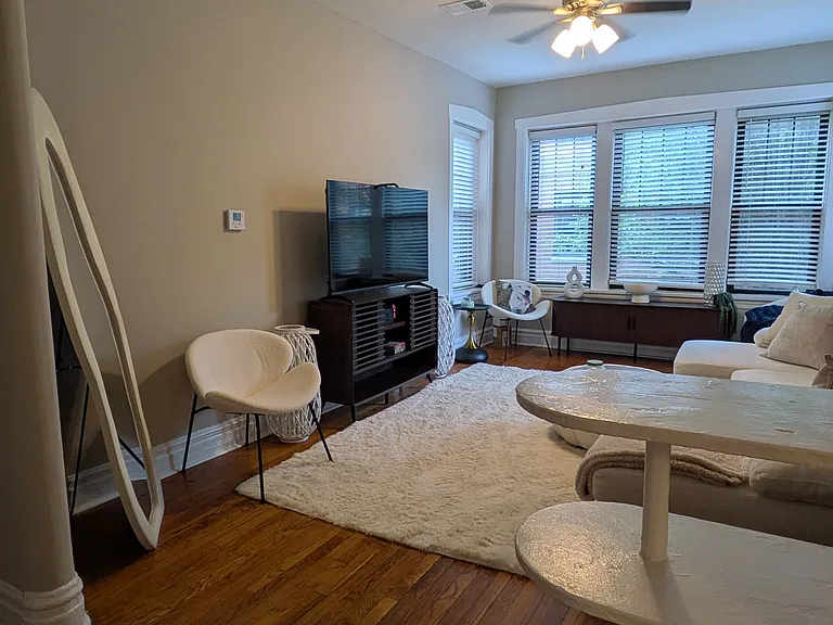 5022 N Winthrop Ave #2W — Photo 9