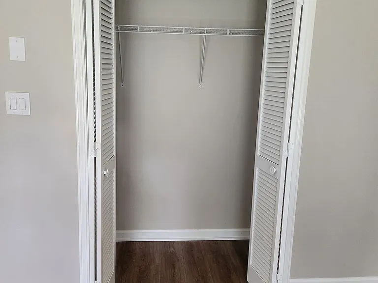 130 Sandy Dr — Photo 15