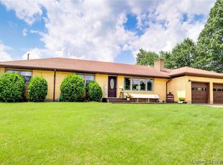 121 Franklin Dr, New Albany, IN 47150
