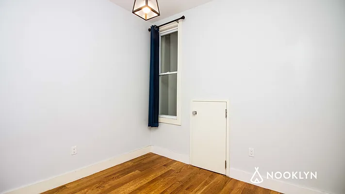 Rented by Nooklyn NYC LLC | media 23