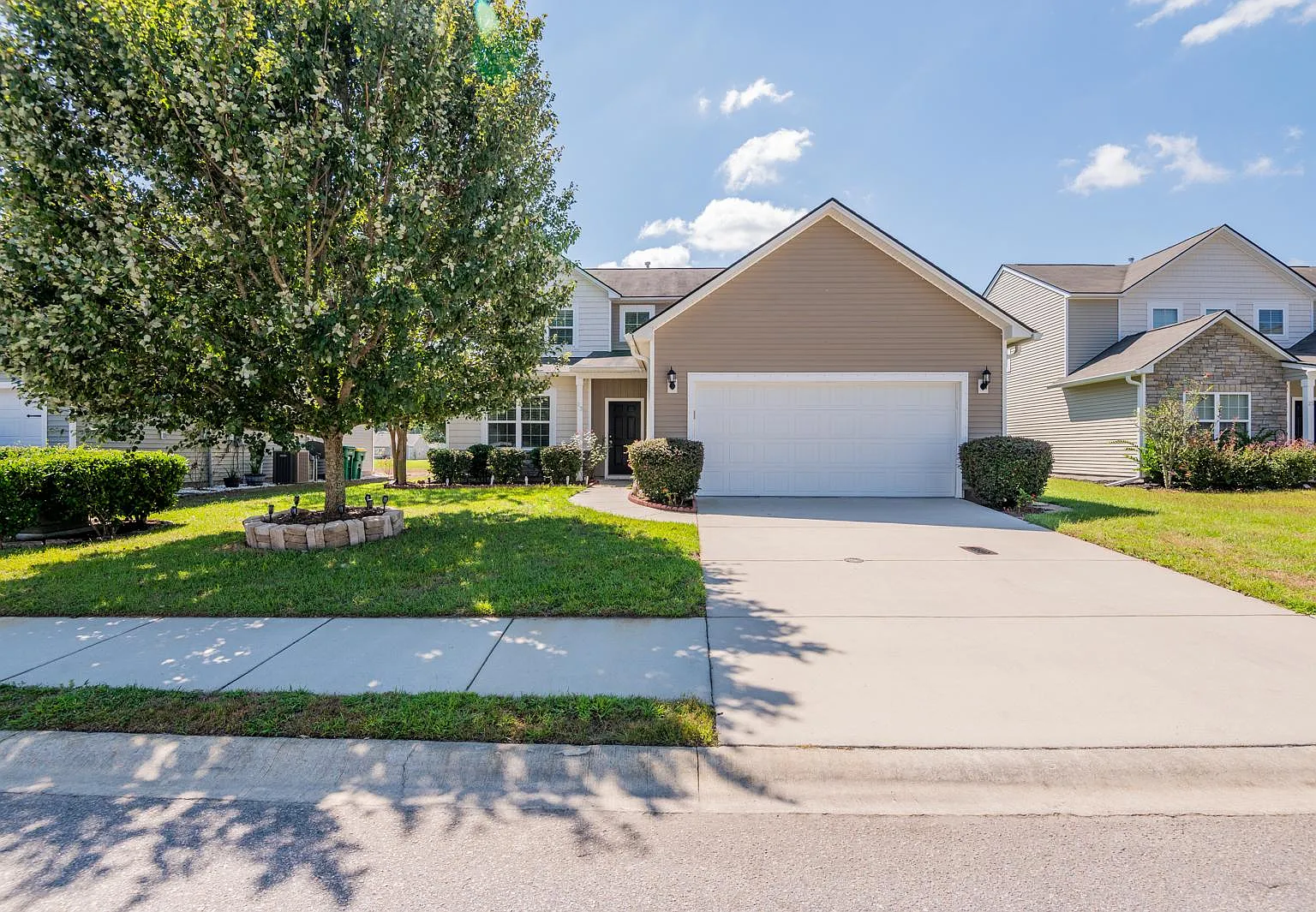 23 Burley Ln — Photo 1