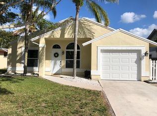 5675 SE Mitzi Ln, Stuart, FL 34997
