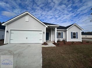184 Glendale Ln, Hinesville, GA 31313