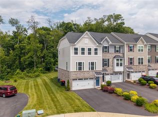 160 Cole Dr, Mc Kees Rocks, PA 15136