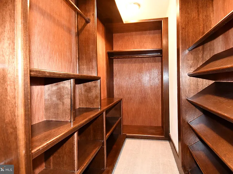 7104 Old Dominion Dr — Photo 45