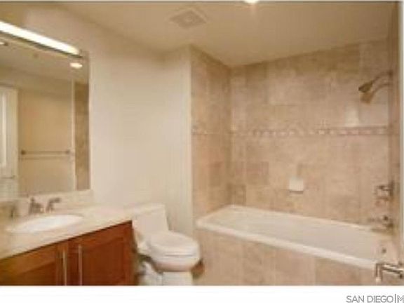 5th image of 700 West E Suite 2902