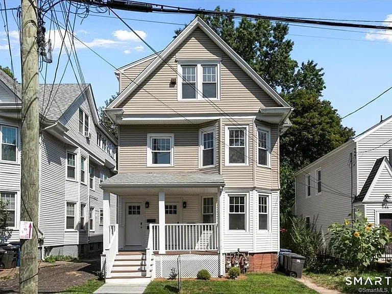 19 Willard St #3 — Photo 17