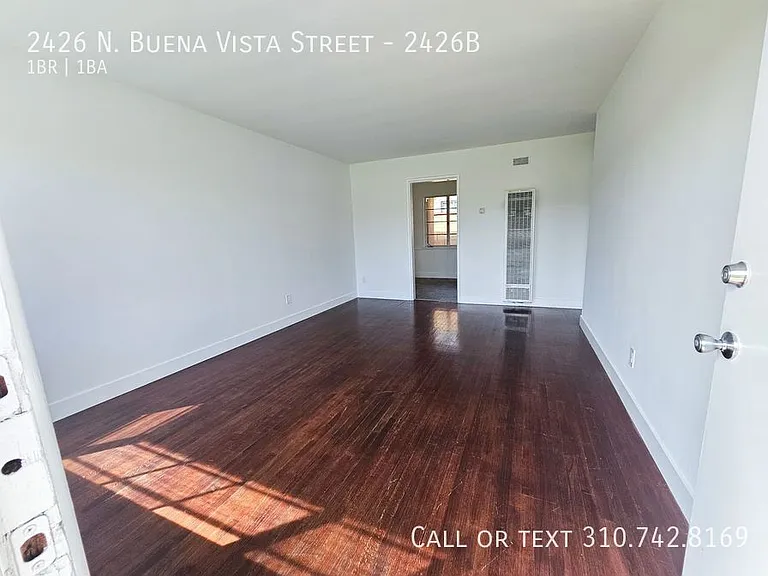 2426 N Buena Vista St #2426B — Photo 13