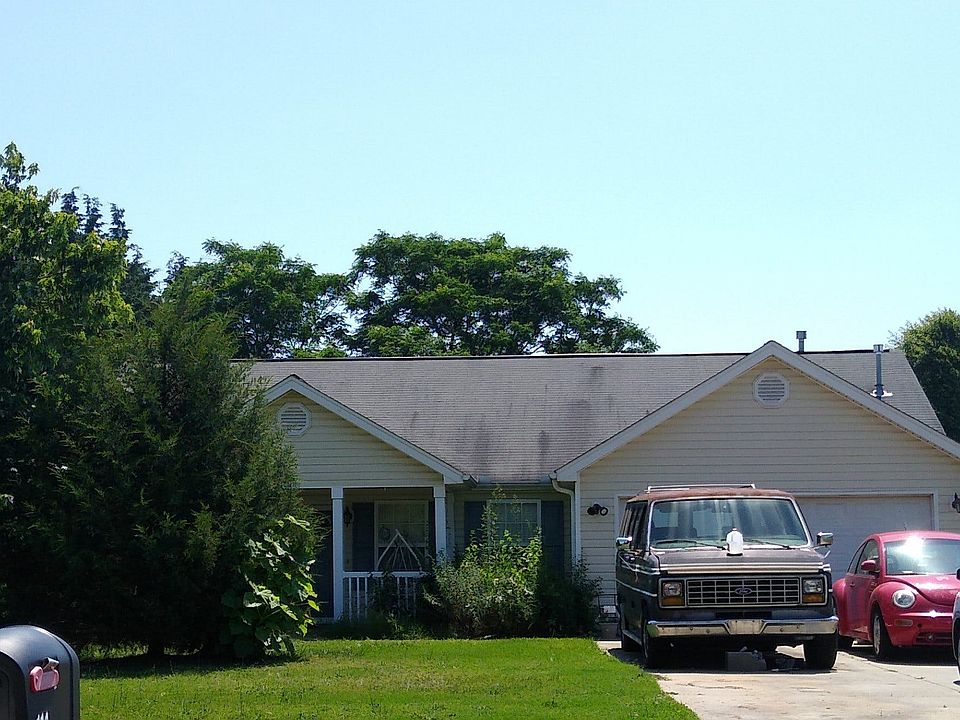 1st image of 114 Sunny Hill Ln