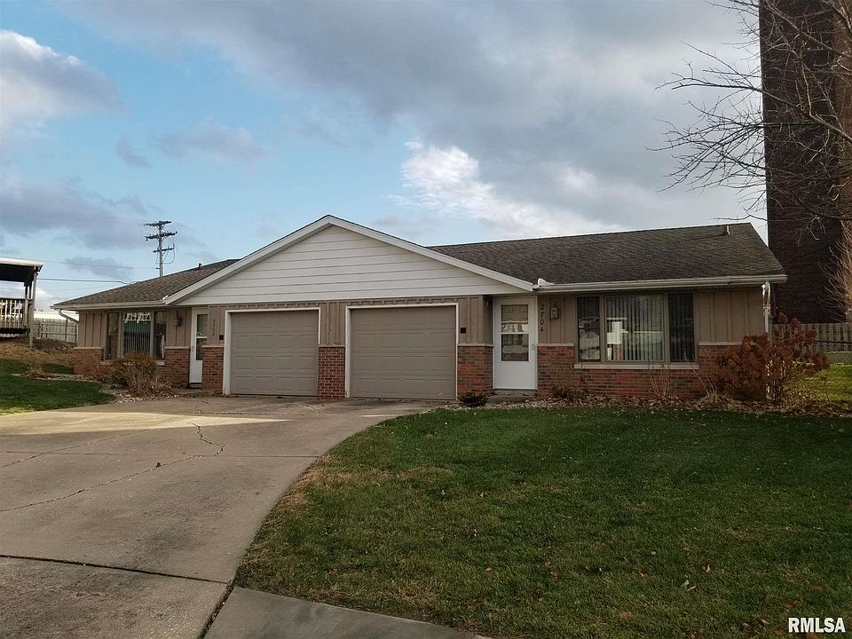 1st image of 2702 W Millbrook Ct #4