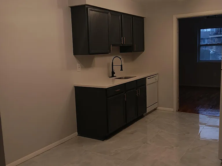 River Edge Apartments — Photo 26