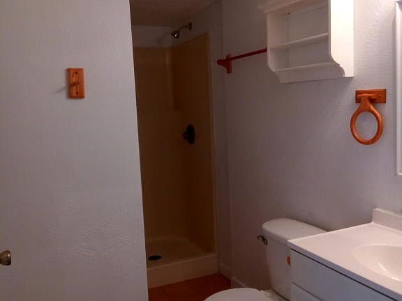 5th image of 2000 Agora Cir SE #102