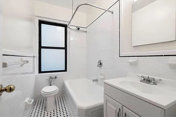 Rented by Arwell Realty | media 13