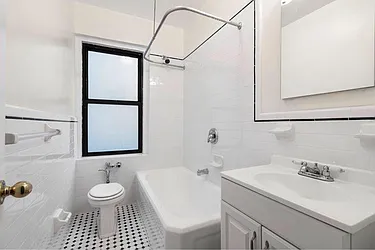 Rented by Arwell Realty