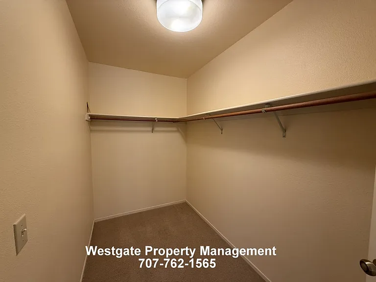 1453 Capri Ave — Photo 15