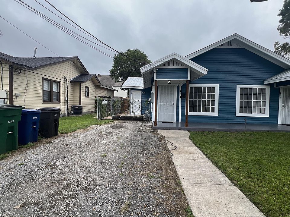 1st image of 124-126 Wiggins Pl #1