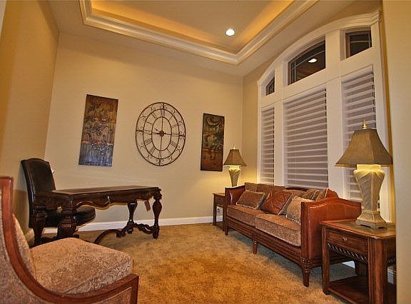 4th image of 1175 Indian Hollow Dr