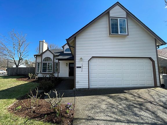 3rd image of 15932 NW Oak Hills Dr