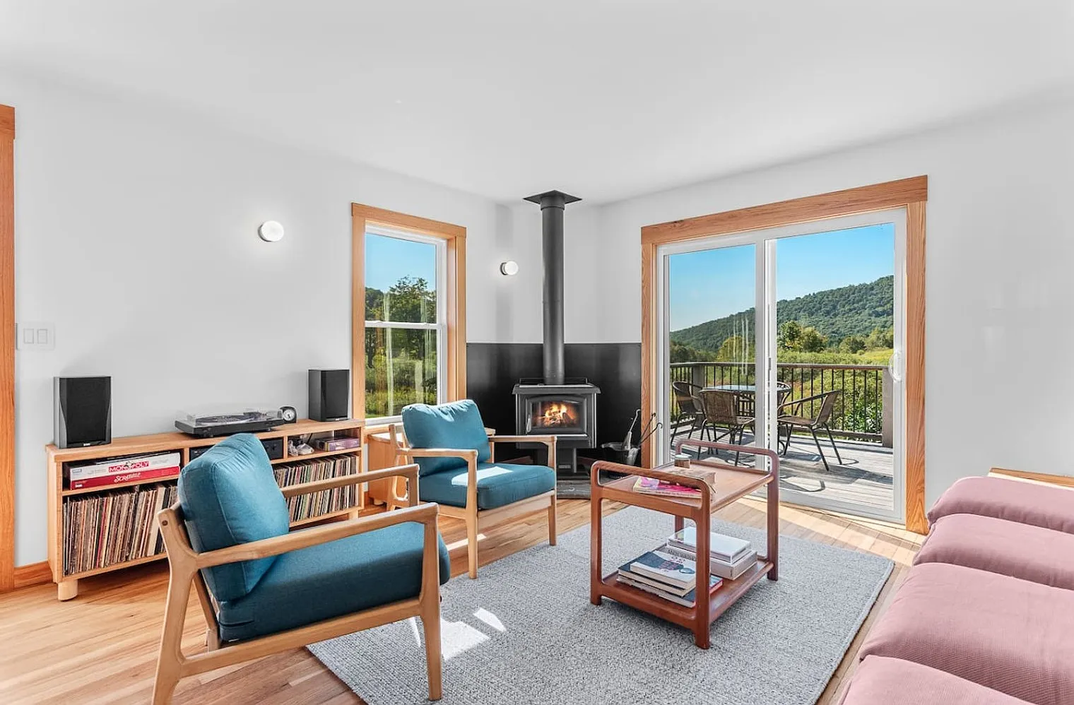 3 bed, 2.0 bath, $4,264 — Photo 1