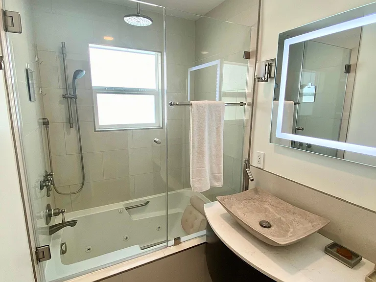 1302 N Meadows Ave — Photo 19