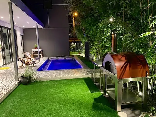 617 SW 10th St — Photo 5