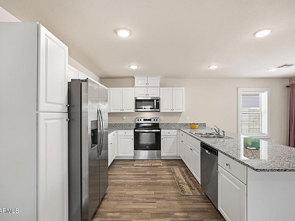 4th image of 7977 S NAMAKA Drive