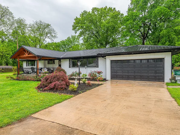 403 19th St, South Pittsburg, TN 37380