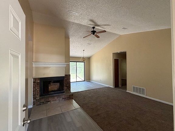 5th image of 1306 Ponderosa Dr