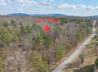 4 Chestnut Hill Rd, Crossville, TN 38555