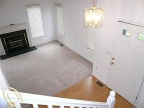 3rd image of 42158 Saratoga Cir