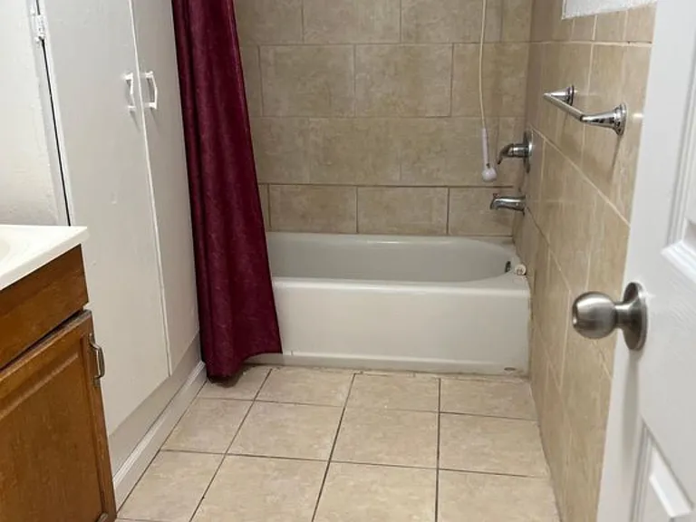 4291 Cambridge St — Photo 17