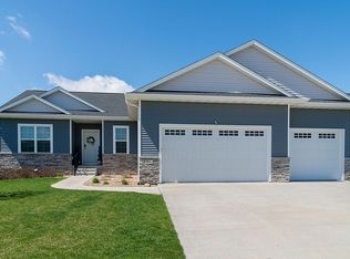 4064 Aster Ct, Marion, IA 52302
