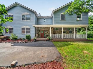 65 Oxford Springs Road, Chester, NY 10918
