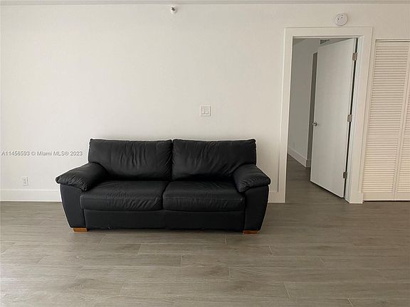 5th image of 290 174th St APT 2407