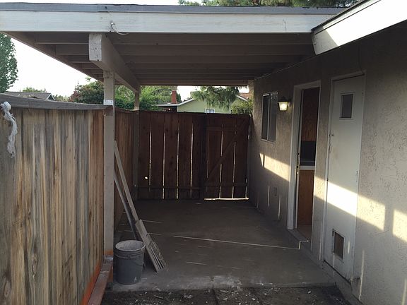 5th image of 3534 S Woodland St