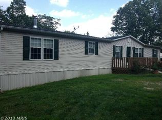 103 Wesley Chapel Ln, Cross Junction, VA 22625