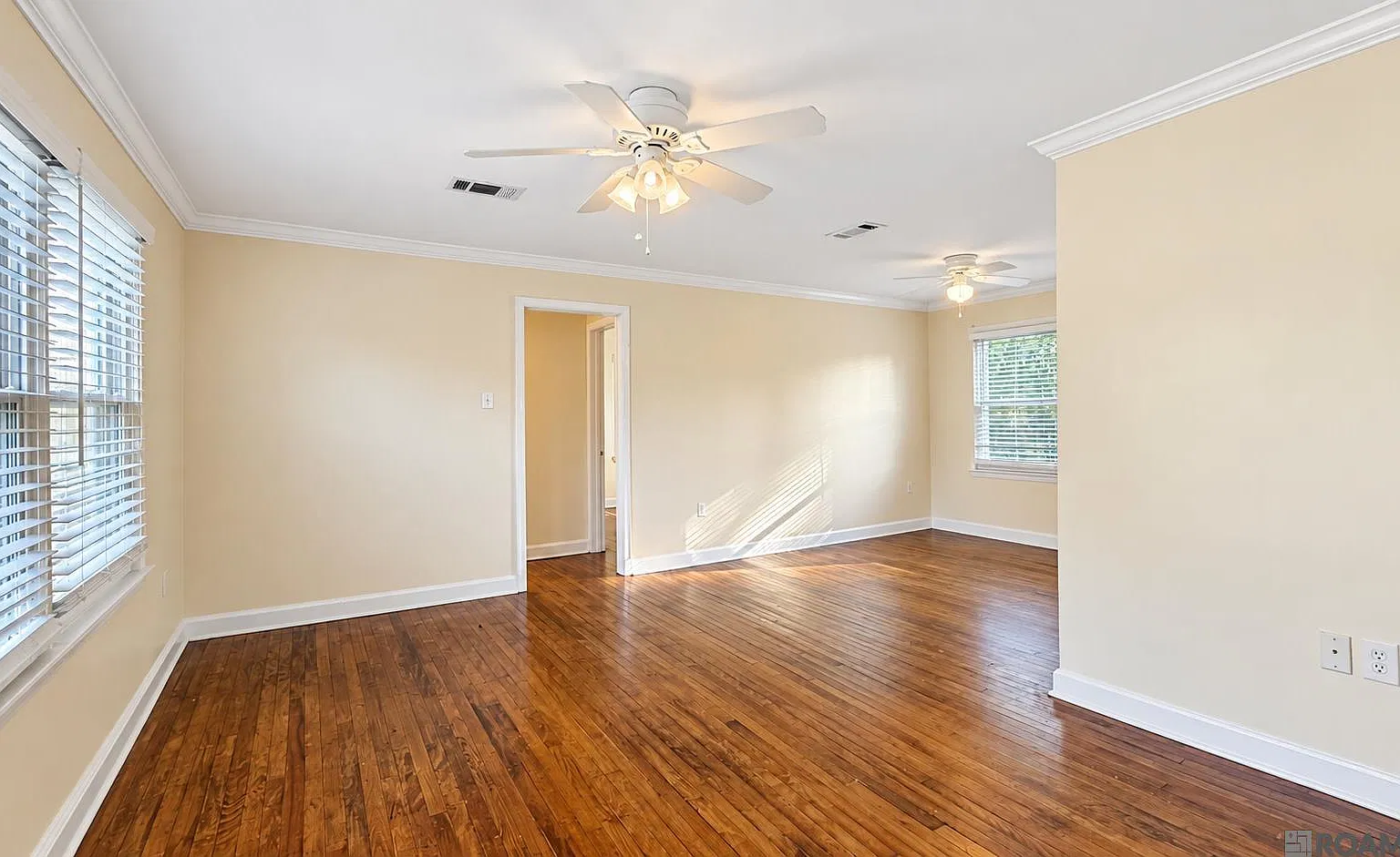 2 bed, 1019 sqft, $1,225 — Photo 4