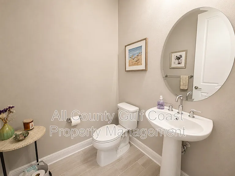 10194 Canaveral Cir — Photo 13